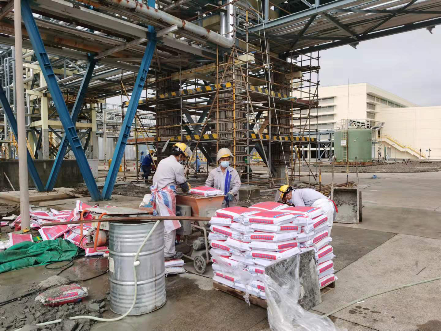 新宝GG聚合物建补砂浆可建补的路面问题概述