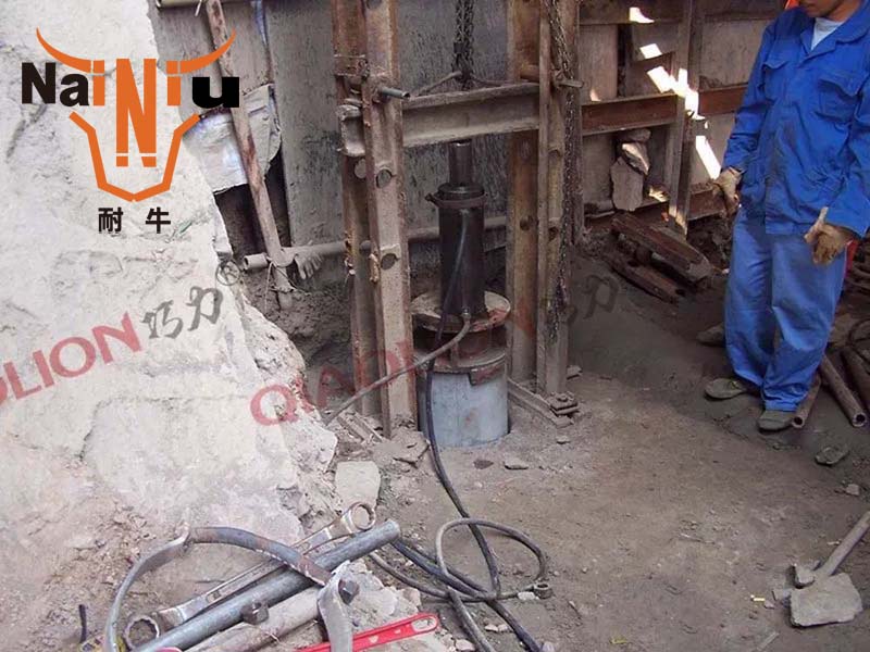 高强混凝土为什么要选用硅酸盐水泥或通常硅酸盐水泥？（二）